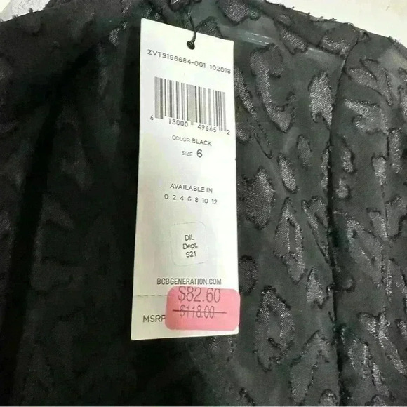 NWT BCBGeneration Women's Lace Sleeve Romper, Black, Size 6 - Picture 8 of 16